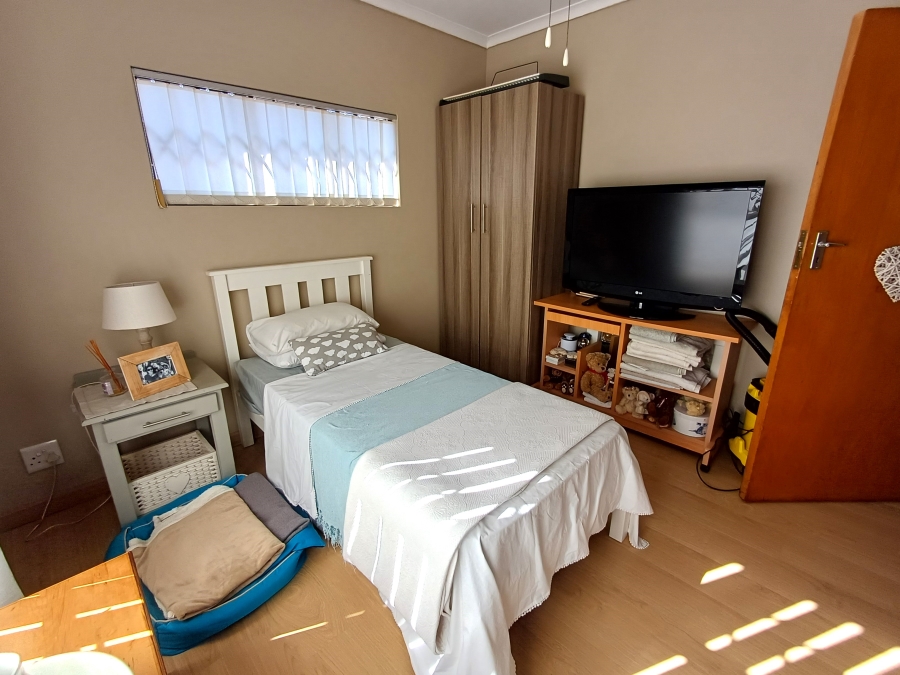 4 Bedroom Property for Sale in Vanes Estate Eastern Cape